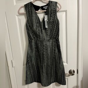 DKNY Gray Mint Green Striated V Neck Fit Flare Aline Dress Open Back Size 0 NWT